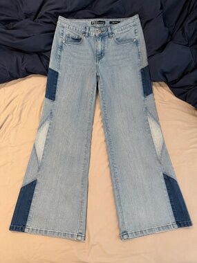 FDJ Olivia Statement  flare jeans size 8